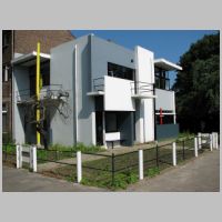 Rietveld Schröderhuis, Utrecht, photo Dohduhdah, Wikipedia.JPG